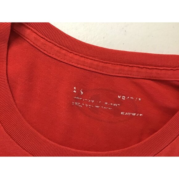 Under Armour Mens Red Graphic T-Shirt Size S - Picture 3 of 6